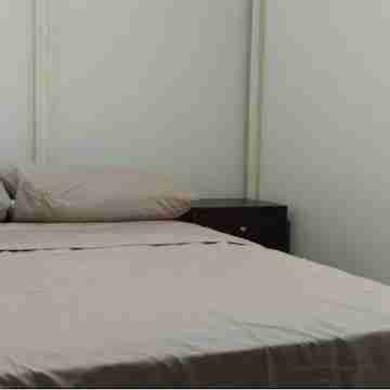 Walkable, Nightlife, Safe Neighborhood,POS,WiFi, Coffee, Rooms