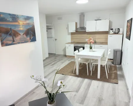 #1 Top room: central & comfortable, shared bathroom Hotels in Herne