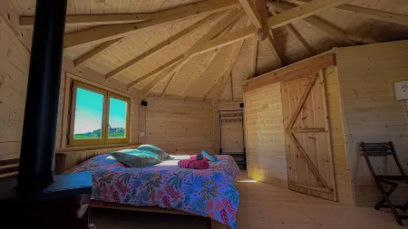 Kotas en Bord D'étang Отели в г. Люна