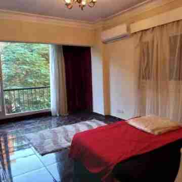 Cozy modern with good over looking apartment,maadi Rooms