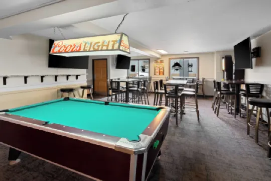 Fargo Inn and Suites