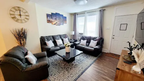 Nini's Pad Hotel di Reading