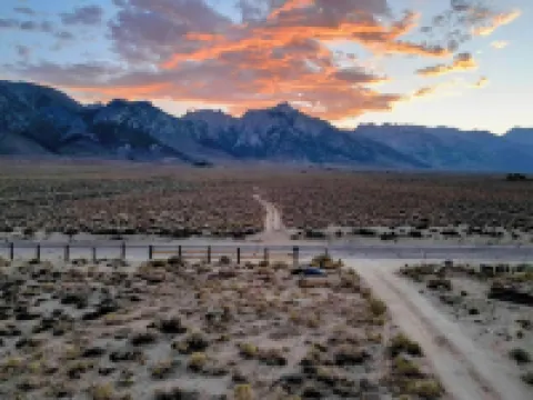 Summit Sanctuary: 360° Views