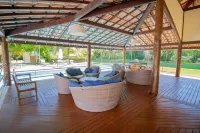 Apartamento em Guarajuba, Numa das Praias Mais Belas do Litoral Norte da Bahia