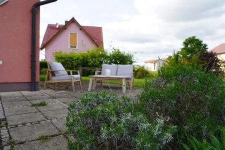 3 Bedroom Private Vacation Home in müncheberg