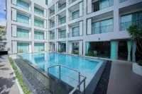 Unya Hotel Ubon - Pools