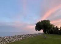 Oconto Waterfront Cabin/Ice Fishing/Dogs Welcome Hotels in Oconto County