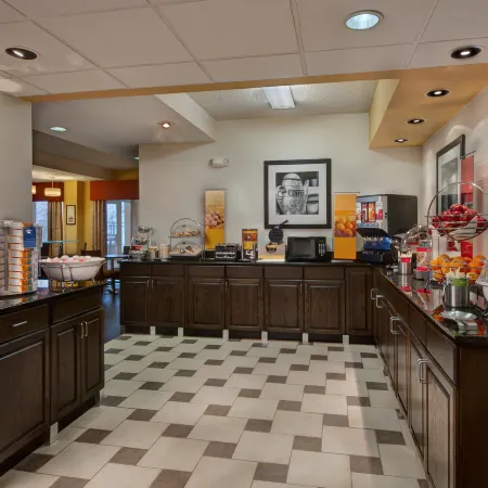 Hampton Inn Milwaukee-Northwest