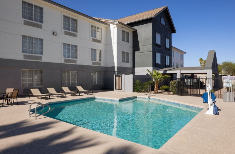 Garner Hotel Phoenix Northwest - Surprise by IHG photo 2