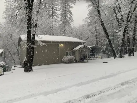 Doney Creek Studio Отели в г. Lakehead