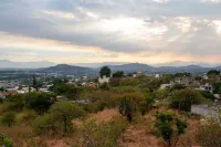 Cuernavaca, holiday villa for large families Hotels in Tres de Mayo