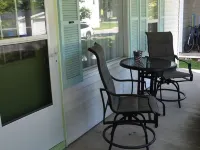 Quiet and cozy cottage, in town Hotels in Frankfort