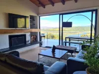 Casa Loma, Modern with a view of the Sisga Reservoir Hotels in Choconta