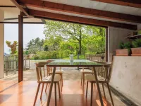 Elegant Euganean Hills apartment with garden view Hotels in Teolo
