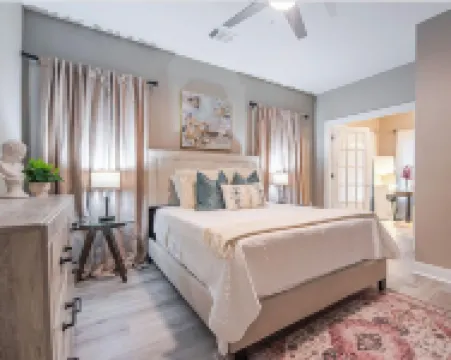 Glamorous Renovated Home in Historic Bryan