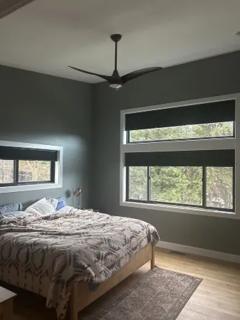 Columbia Gorge playground  Pickleball & Disc Golf  wind-sports Biking Hiking