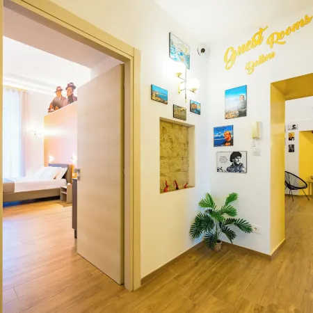Guest Rooms Bellini Отели рядом с достопримечательностью «Концертный зал «Напулитаната»»