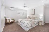 Seaside Serenity Marcoola: Coastal Retreat Hotel a Marcoola