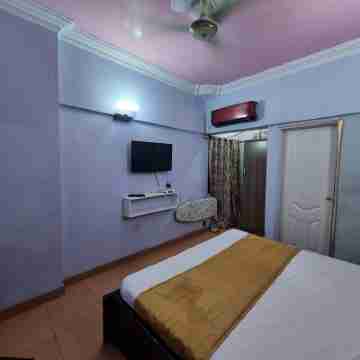 Luxury one bedroom appartment with kitchen Rooms