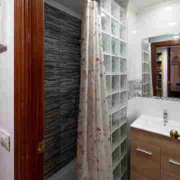 Apartment in La Nogalera in the epicenter of Torremolinos. In the center. Rooms