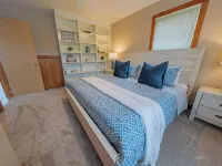 Mucky Duck + Soundfront + Duck NC + Sanderlin Community with Pool Hotels in Duck