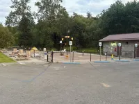 Brand new River Cabin ready for floating swimming or fishing . Close to Skiing!! Các khách sạn ở Parsons