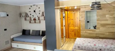 Myka Cervinia Apartment - lovely studio apartment in Breuil Cervinia Hotels near Cervino Ski Paradise