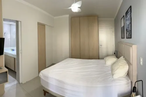 Apartamento Amplo em Pitangueiras com 3 Suítes na Quadra da Praia