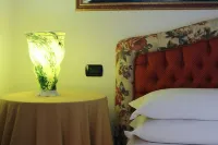 The House by the Sea [Old Town-Loano-Garage] Hotels in Loano