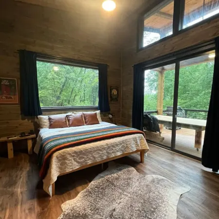 2 CABINS, 3 ACRES- HOT TUB VIEWS & ACCESS TO THE STATE PARK TRAILS