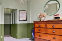 The Courtyard - With private Hot Tub 베아트릭스 포터 월드 주변 호텔