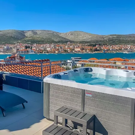 Apartments & Rooms Žaja