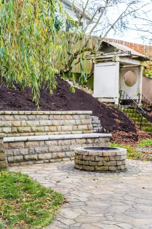 Spacious unit in historic neighborhood with mountain and downtown views