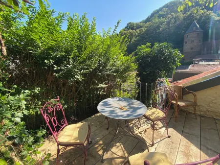 Historic Holiday Home 'beim Mulles' in old Town Vianden