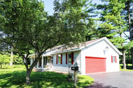 The Fairway Villa on the Green and ONLY 4 MINUTES TO TOWN!! ウェスト・ブランチのホテル