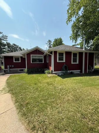 Lakeside Getaway – Spacious 3BR/2BA Cabin