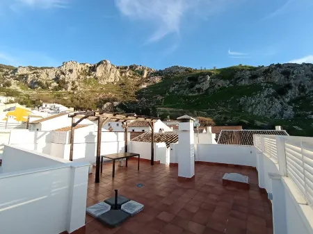 Amapola Alojamiento Rural Отели в г. Суэрос