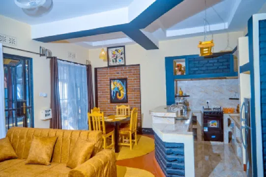 Unique Homestay B - 2 Bedroom with swimming and Free Wi-fi Отели в г. 