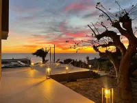 Meravigliosa Villa con Vista su Canale di Sicilia e Piscina a Sfioro