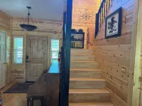 Hat Creek Cabin in Old Station, near fishing, hiking, Lassen, & Burney w/ 3 bdms