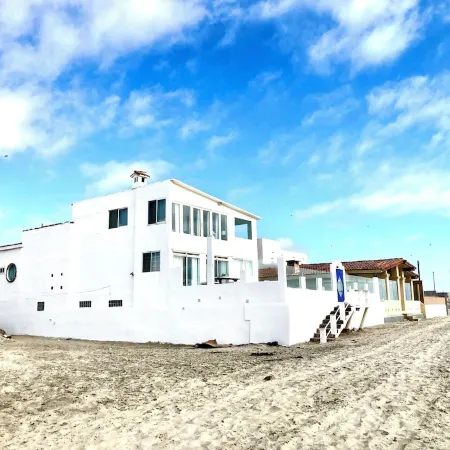 Rosarito Beach ON THE SAND!  Sleeps up to 30!