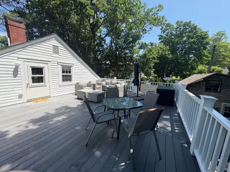 Easton View Retreat Отели рядом с достопримечательностью «Публичная библиотека Мидлтаун»