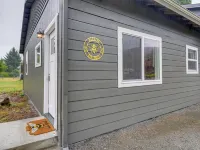 Near Twilight Sites & Scenic Hikes: Forks Apt Hotels in Forks
