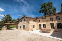 Farm stay in France with Pool, Tennis, Padel and City (football, basketball,..