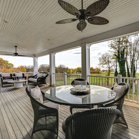 Groton Home < 1 Mi to Beach on Long Island Sound!