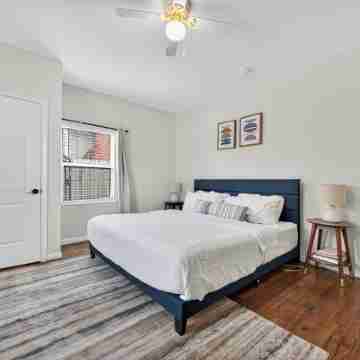 2BR Amazing Condo - 7 Mins to Toyota Ctr & Med Ctr Rooms