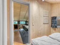 "Hithin" - 800m from the Sea