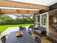 "Rikus" - 300m from the Sea