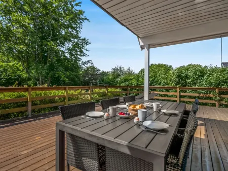 "Hekla" - 150m from the sea Отели в г. Glesborg