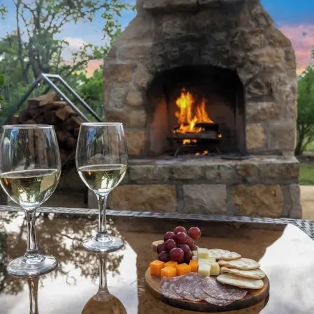 Luxury Home with Fire Pit & Hill Country Views